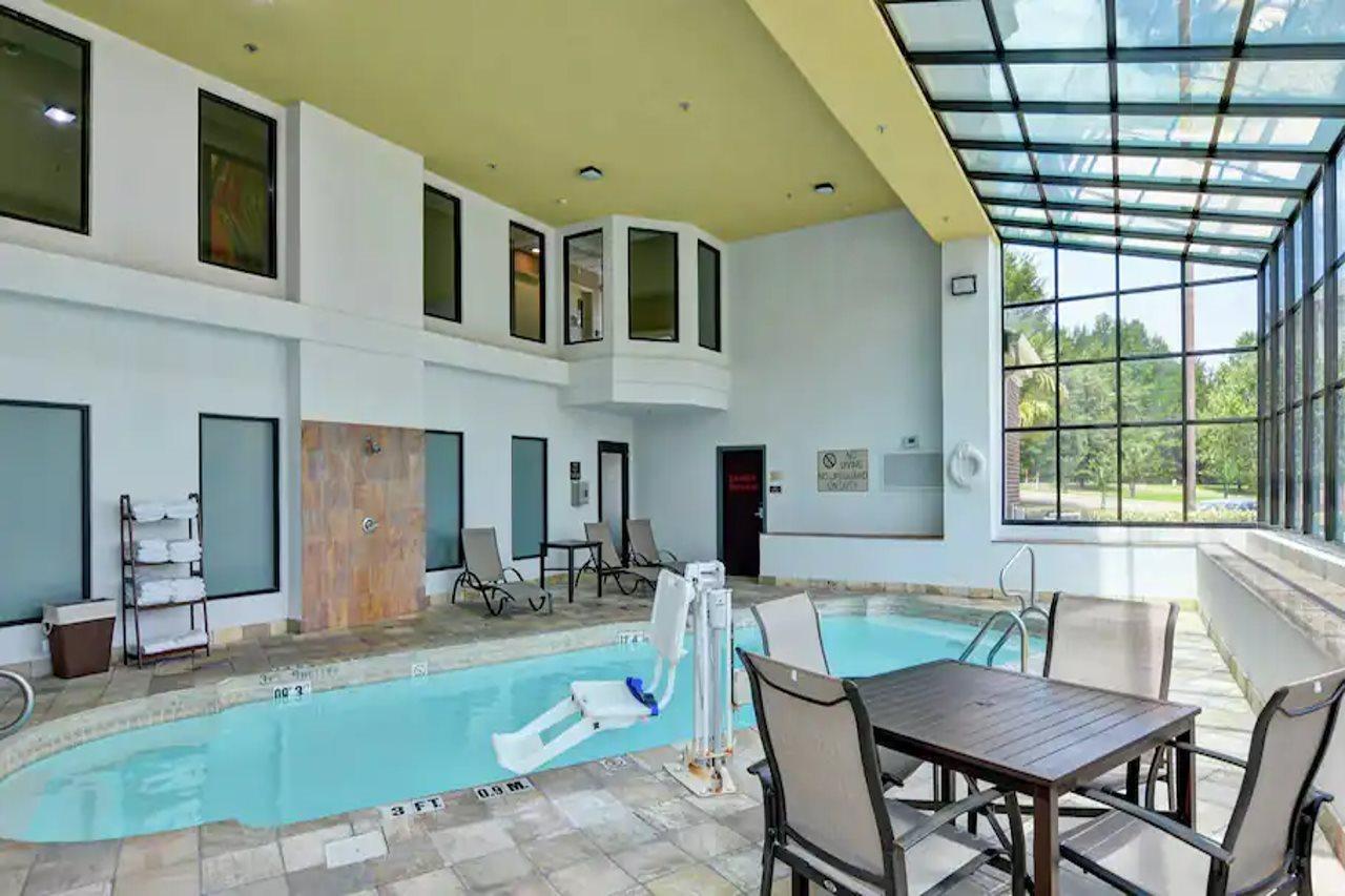 Doubletree By Hilton Hattiesburg, Ms Exterior photo