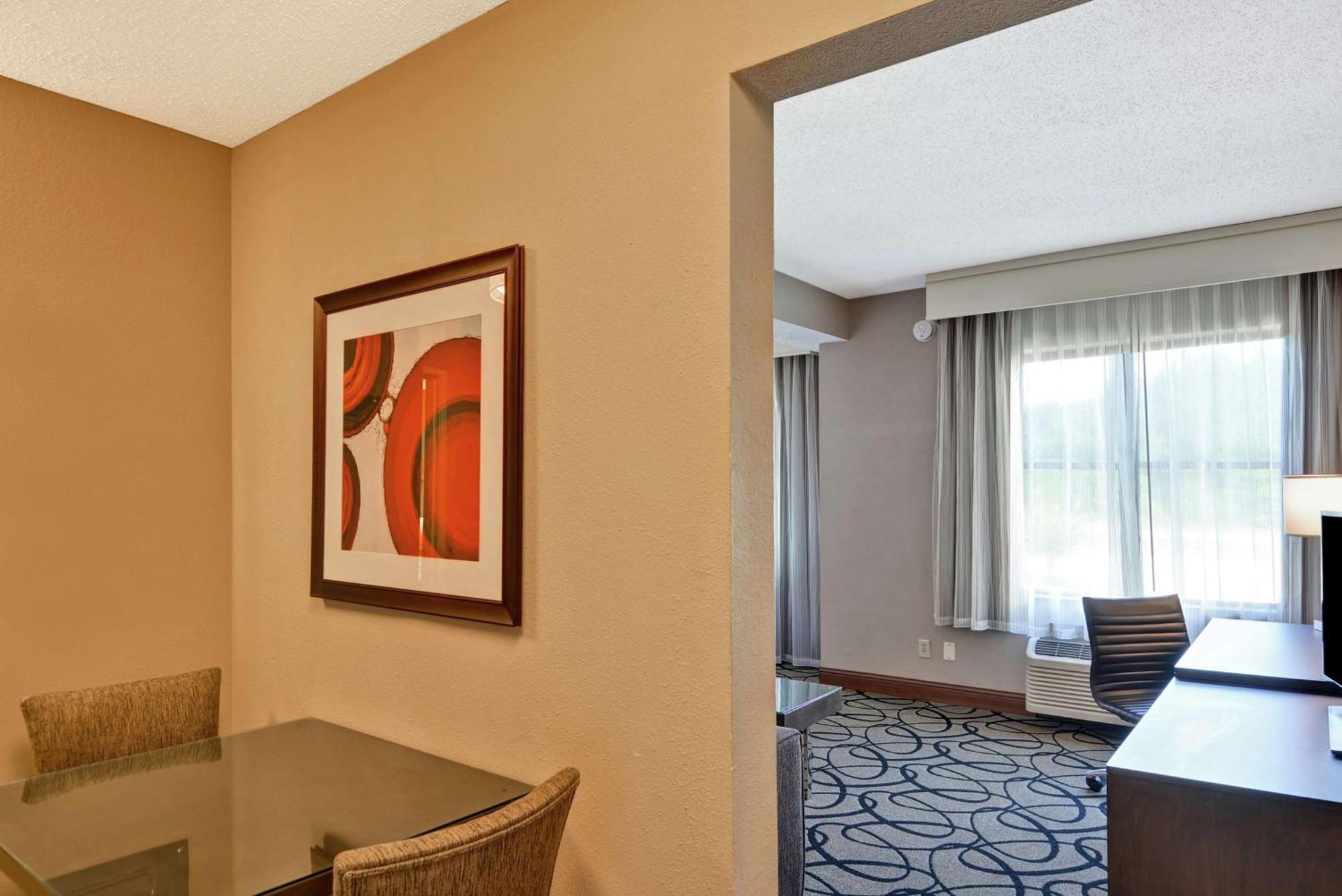 Doubletree By Hilton Hattiesburg, Ms Exterior photo